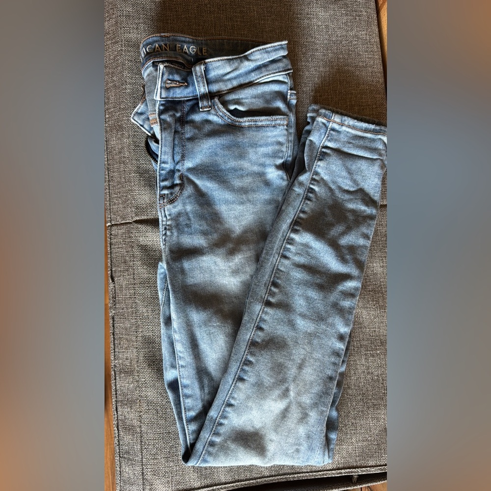 American Eagle Outfitters High Rise Jeans - Light Blue